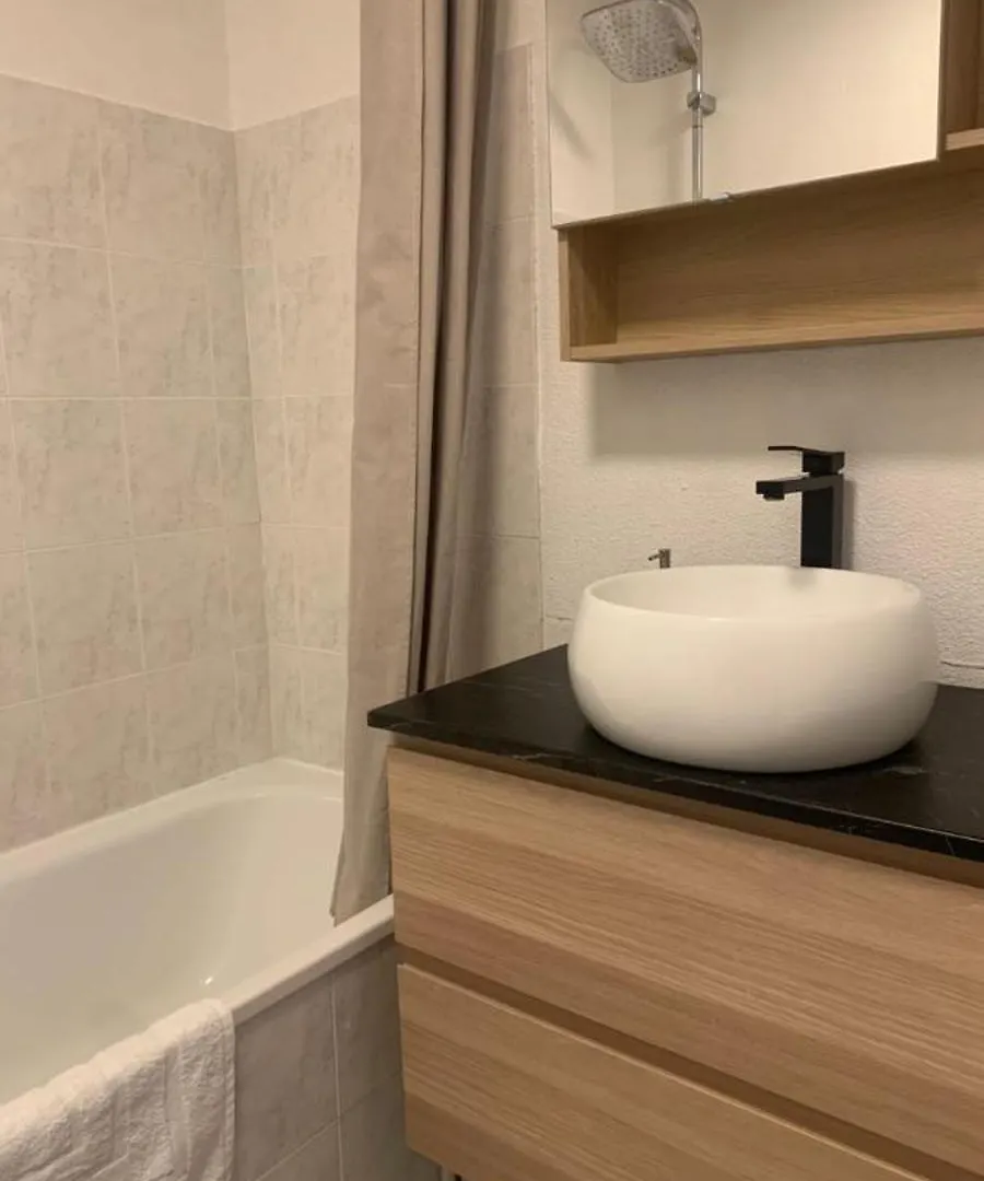 Apartamento Studio Avec Coin Nuit Et Garage Saint-Laurent-du-Var